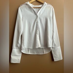 DressBarn Elegant White Long Sleeve Coastal Collared Button Down Blouse. Size S.